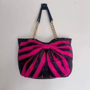 Betsey Johnson Large Black and Hot Pink Bow Bag